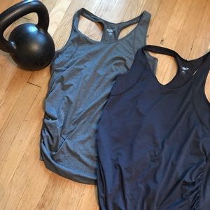 Old Navy Maternity Go Active Tanks